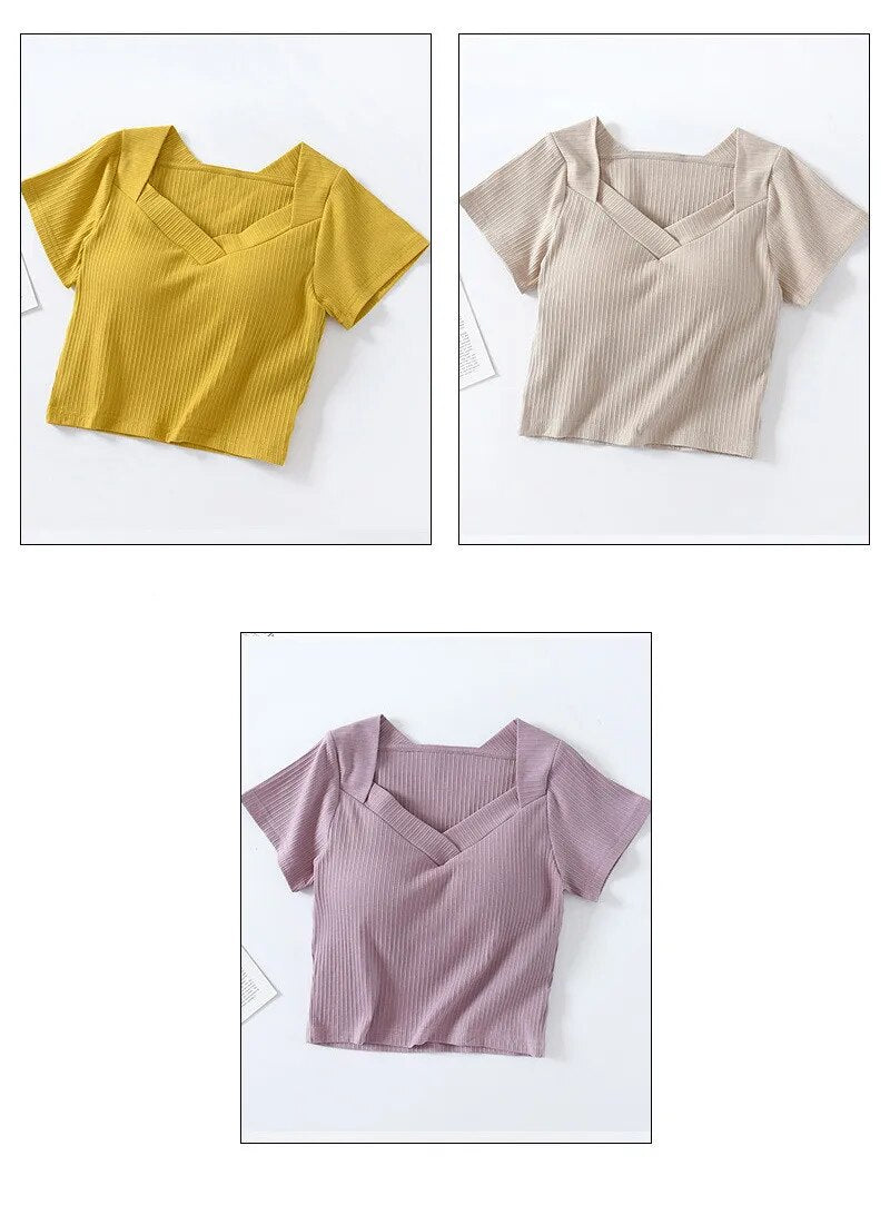 Camiseta corta de cuello en V con sujetador incorporado de algodón