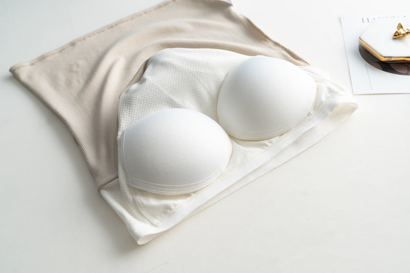 Camiseta corta con cuello halter y sujetador incorporado