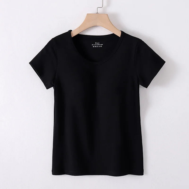 Camiseta con sujetador incorporado y relleno superior. Tallas grandes disponibles.