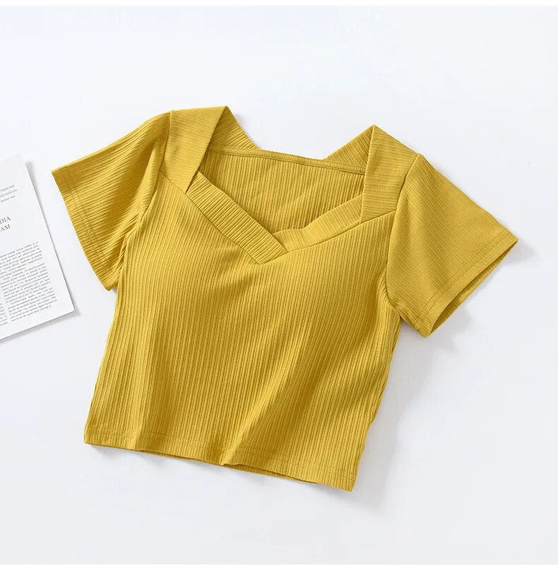 Camiseta corta de cuello en V con sujetador incorporado de algodón